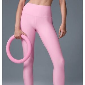 Brand New ALO 7/8 High Waist Airlift Legging in Sweet Pink XXS.